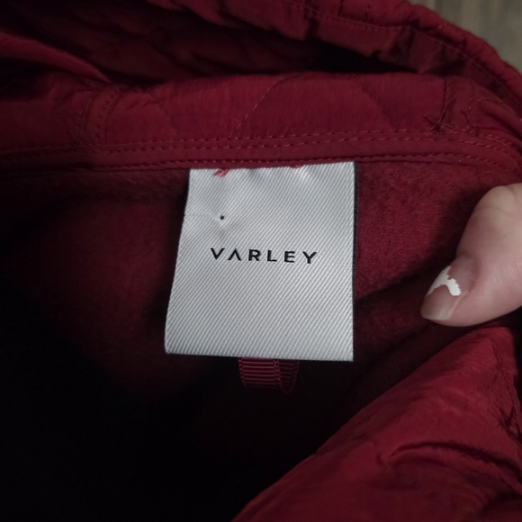 Varley Quilted Fleece Jacket in Raspberry - Picture 4 of 5